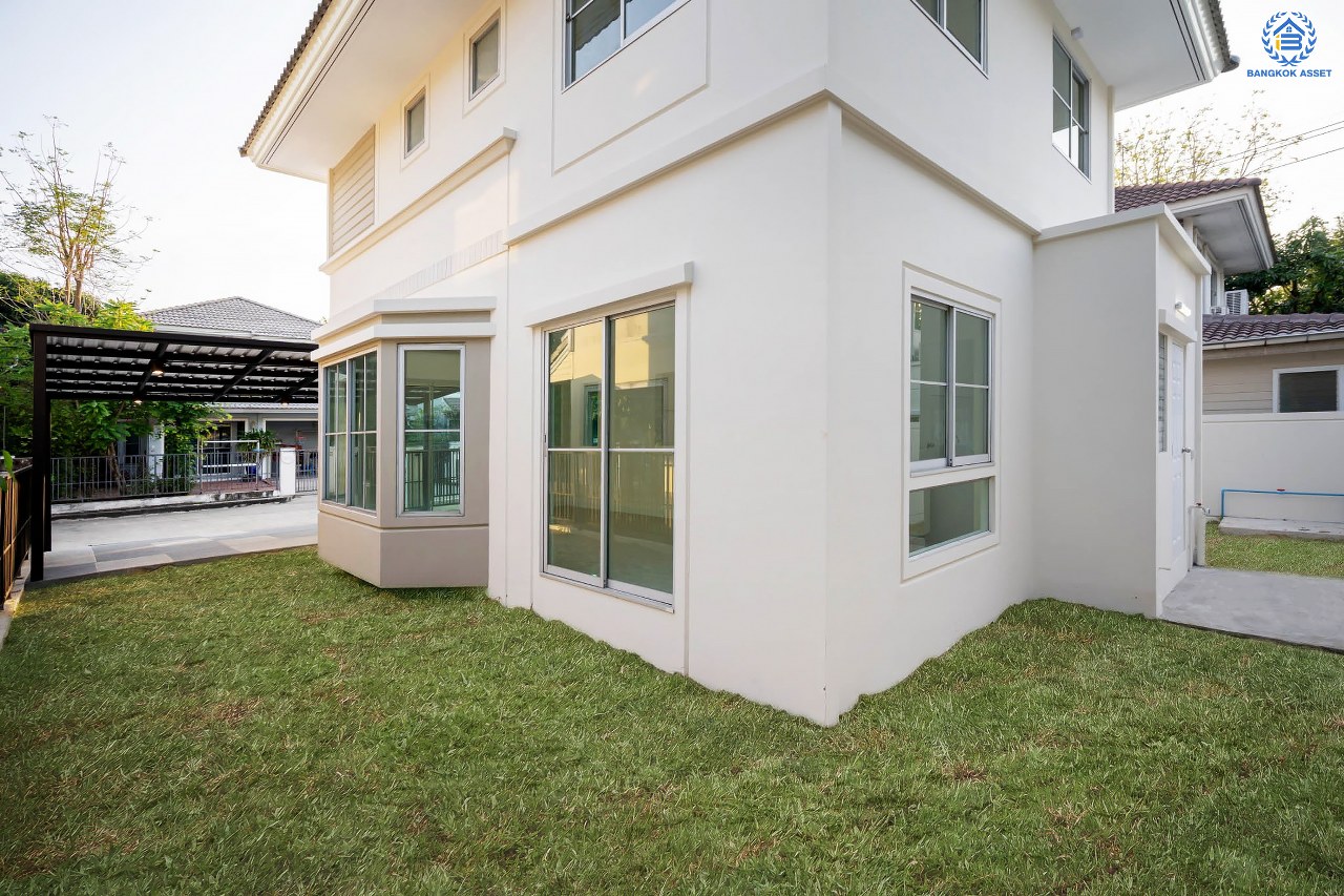 บ้านมือสองตกแต่งใหม่ โครงการ พฤกษ์ลดา1 บางใหญ่ บนเนื้อที่ 50 ตร.ว. ฟังก์ชัน 4 ห้องนอน (ห้องนอนชั้นล่าง 1 ห้อง) 2 ห้องน้ำ 2 ที่จอดรถ ทำเลเดินทางสะดวก เชื่อมต่อถนนกาญจนาภิเษก ใกล้รถไฟฟ้าสายสีม่วง "สถานีคลองบางไผ่" และทางด่วน "กาญจนาภิเษก"